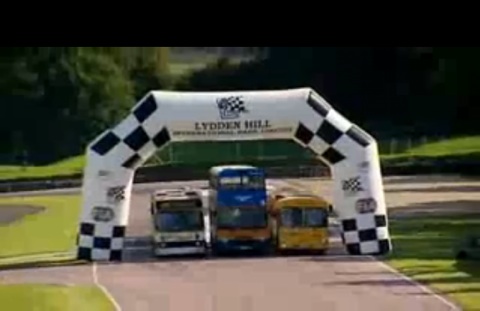 top_gear_bus_race2.jpg