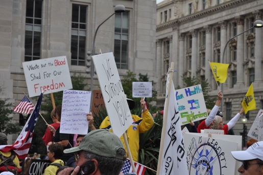 Near Freedom Plaza, 0834 EDT