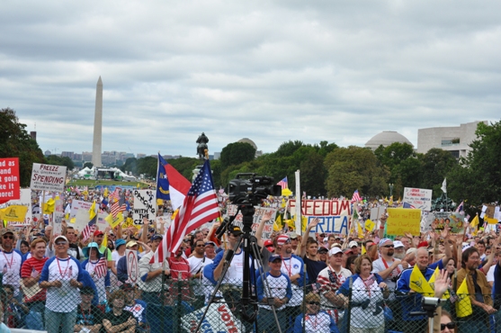 Capitol lawn, 1158 EDT