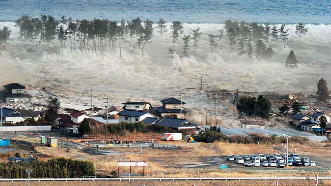 Tsunami photos and footage